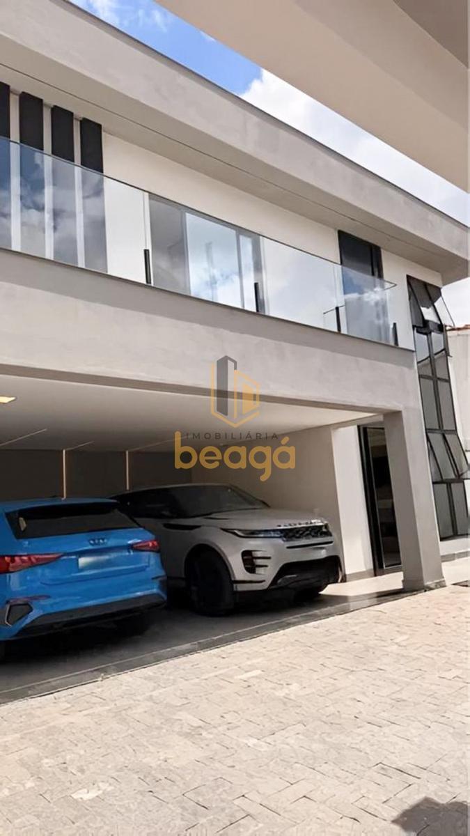Casa, Industrial, 4 Quartos, 5 Vagas, 1 Suíte