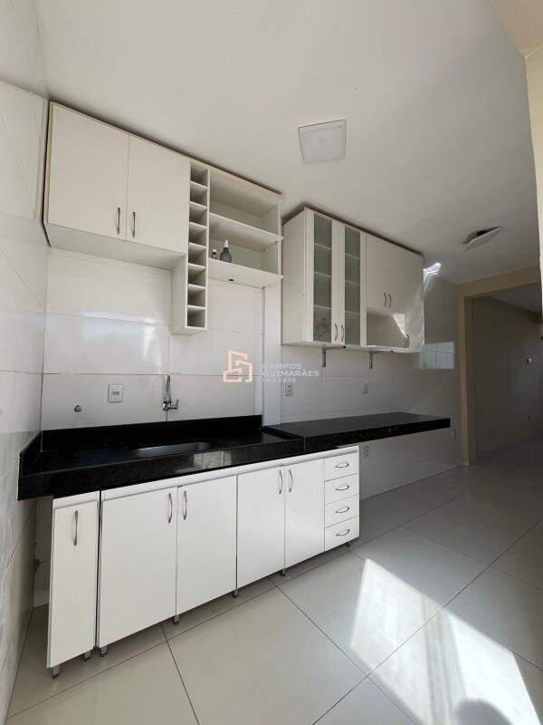 Casa, Santa Terezinha, 2 Quartos, 3 Vagas