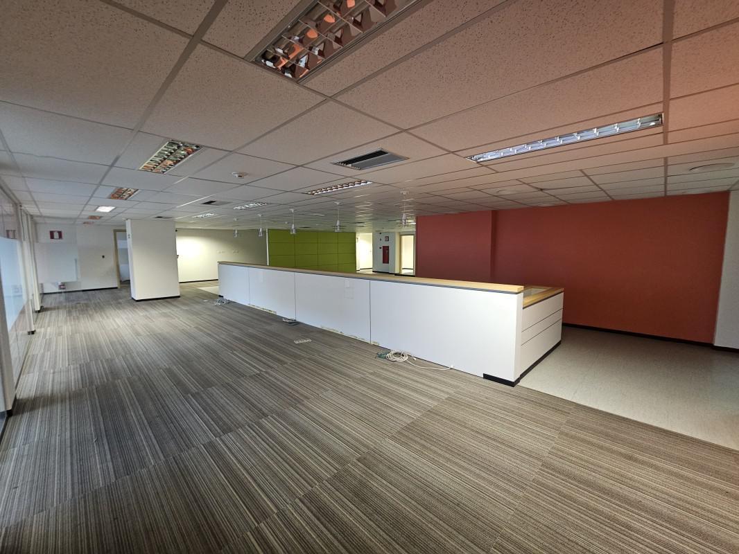 Andar, Vila da Serra, 1 Quarto, 0 Vaga