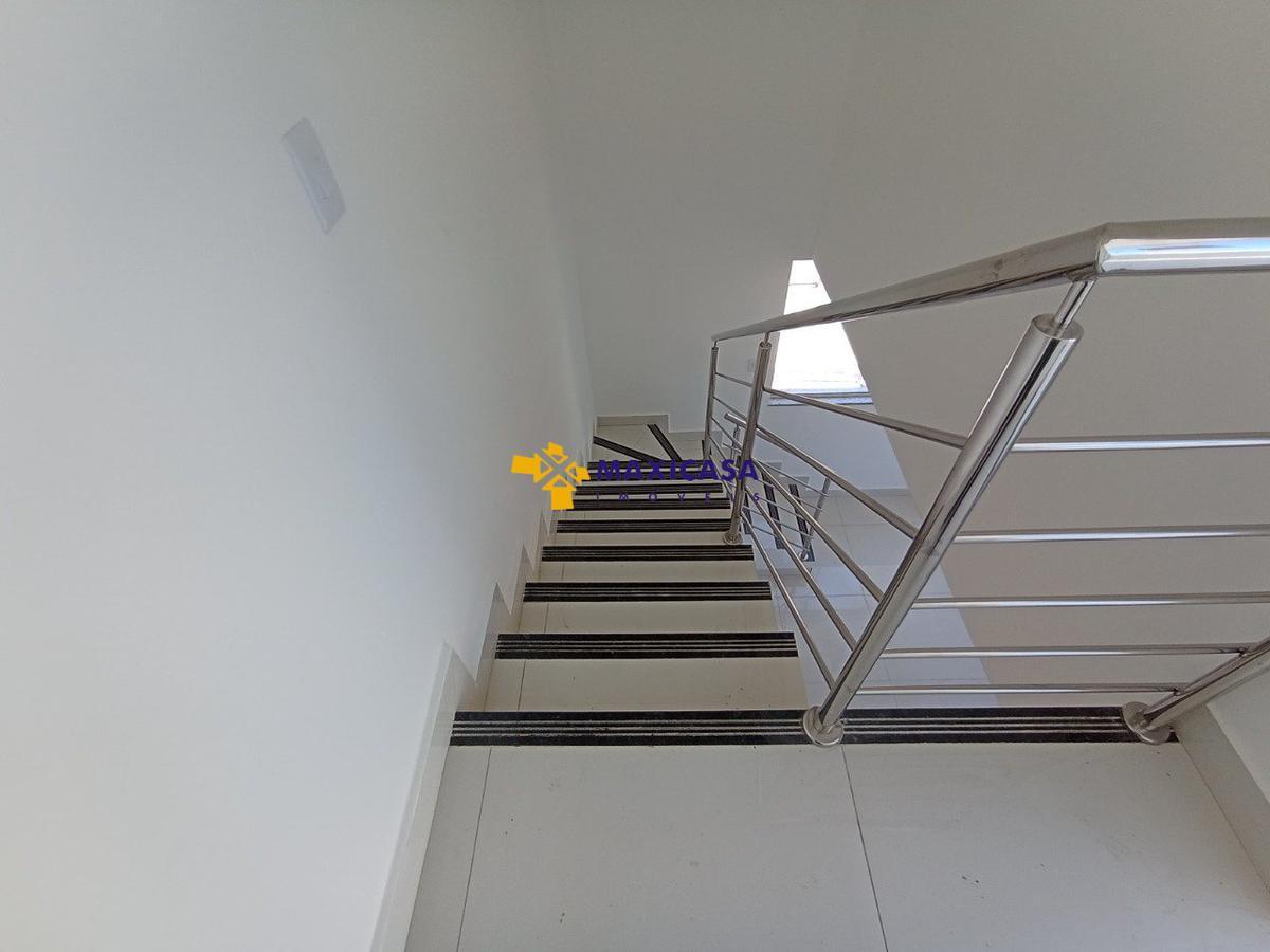 Apartamento, Santa Mônica, 2 Quartos, 1 Vaga