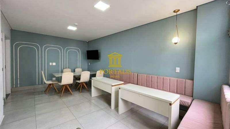 Apartamento, Centro, 2 Quartos, 0 Vaga, 1 Suíte