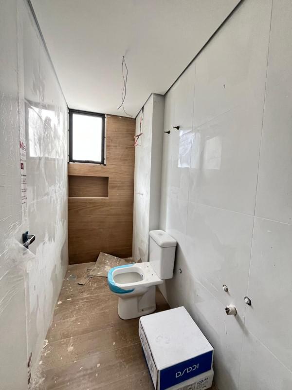 Cobertura, Tirol (barreiro), 3 Quartos, 2 Vagas, 1 Suíte