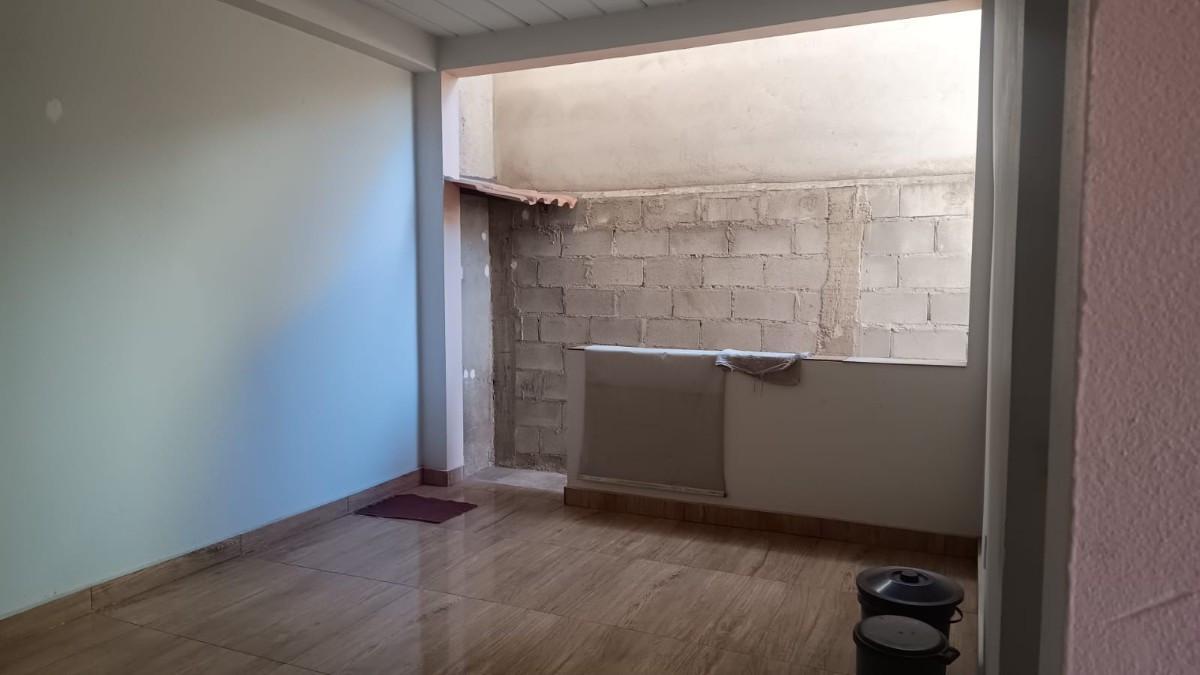 Casa, Pedra Azul, 2 Quartos, 3 Vagas