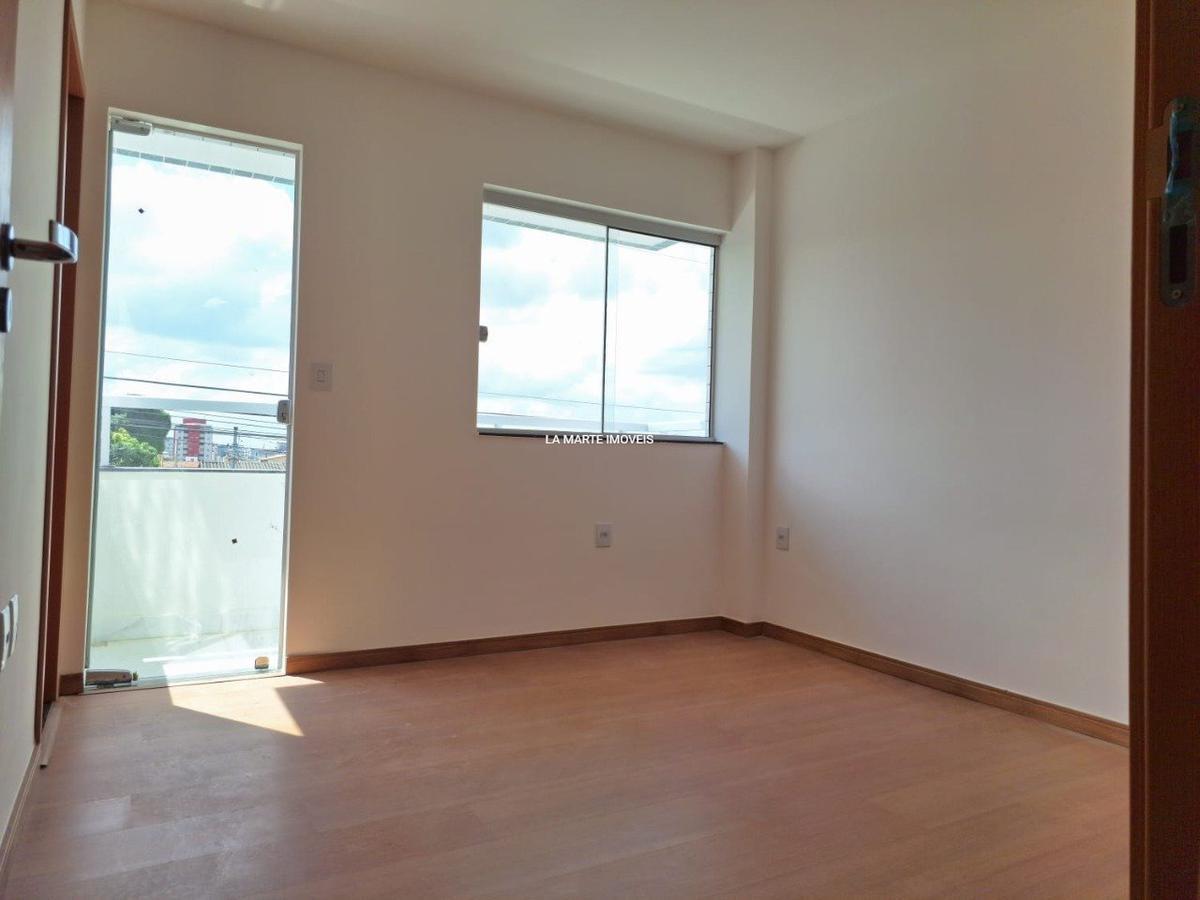 Apartamento, Santa Cruz Industrial, 3 Quartos, 1 Vaga, 1 Suíte