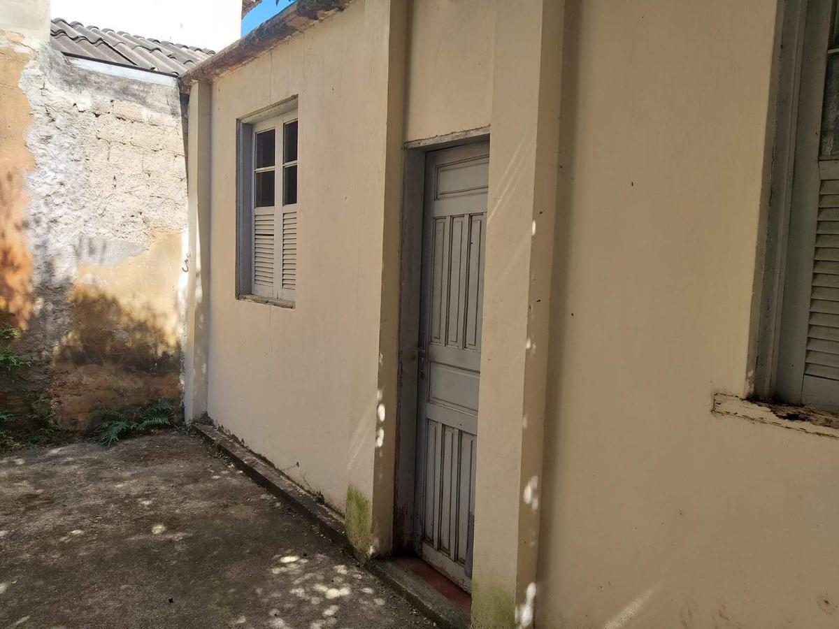 Casa, Jardim América, 2 Quartos, 0 Vaga