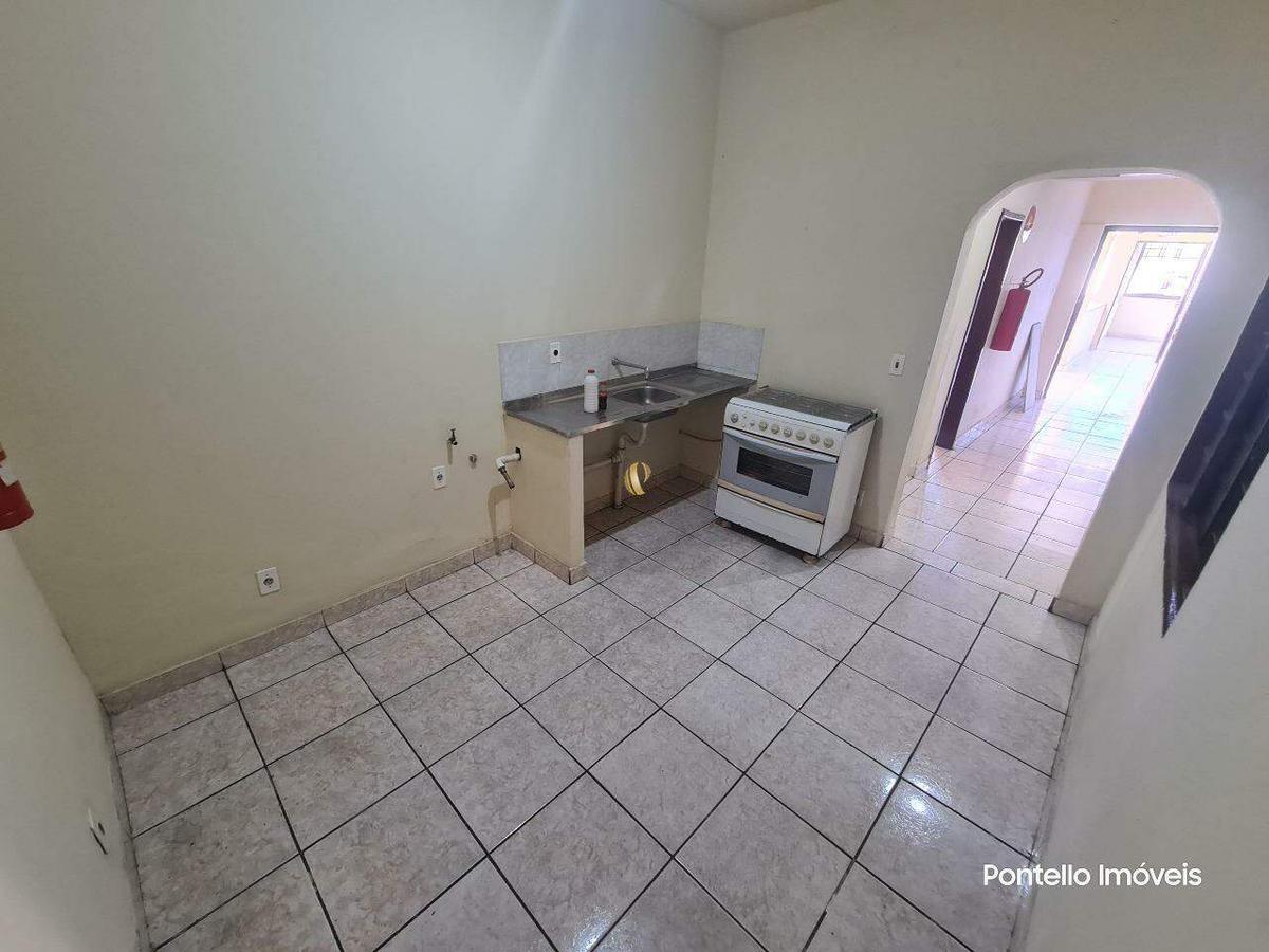 Prédio, Renascença, 8 Quartos, 2 Vagas