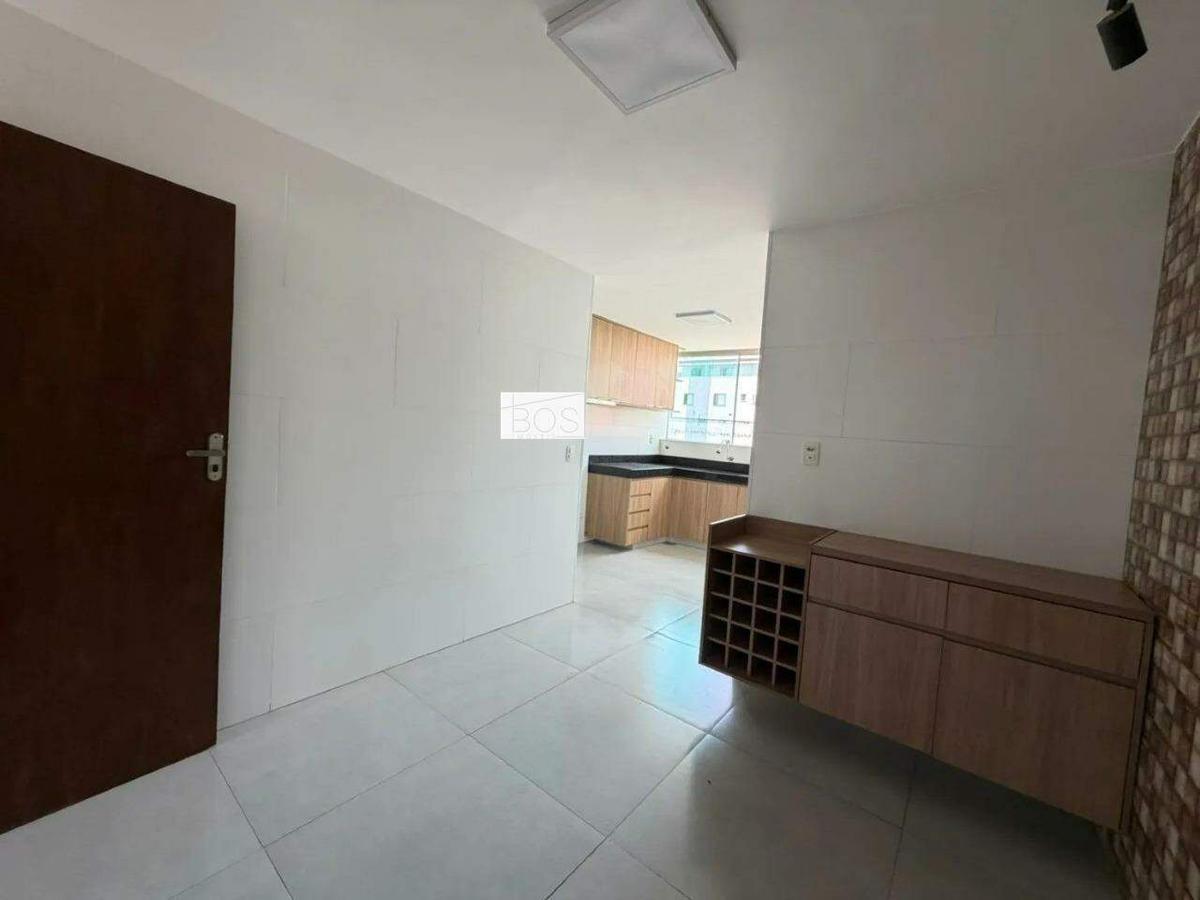 Apartamento, Sagrada Família, 3 Quartos, 1 Vaga, 1 Suíte