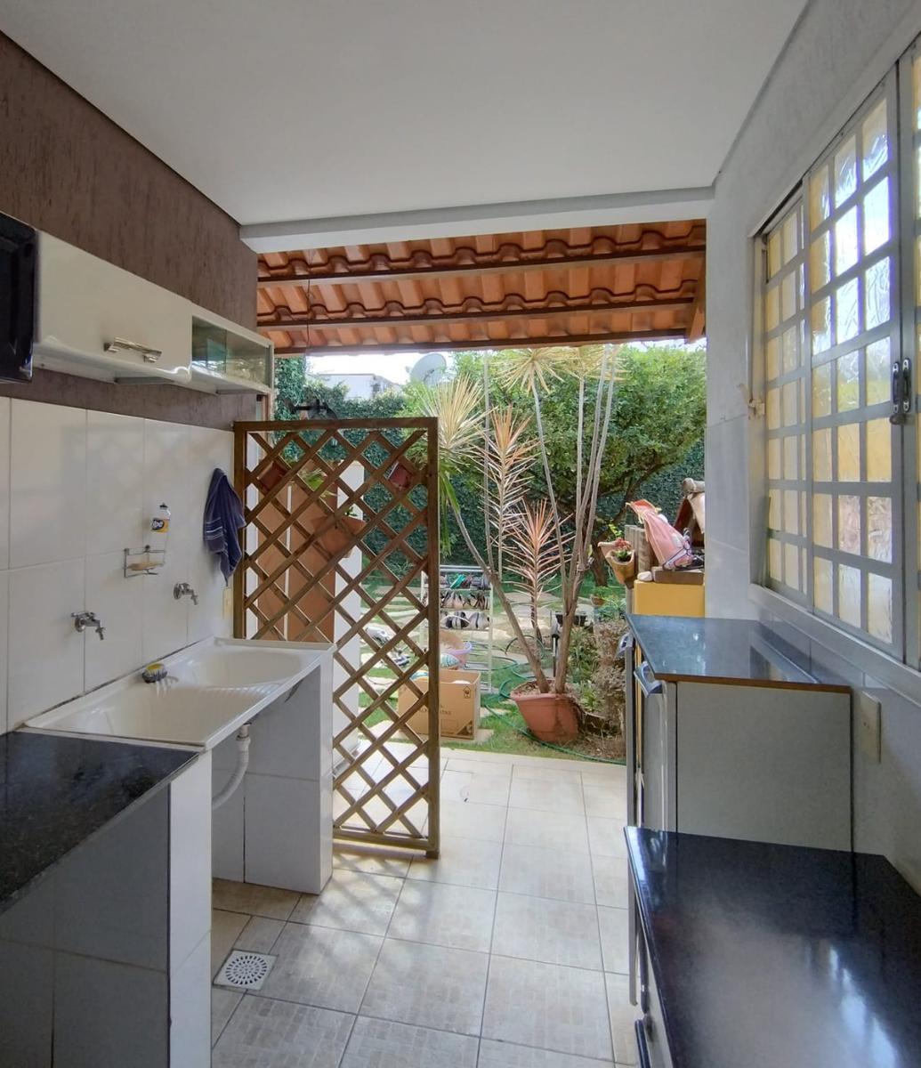 Casa, Floresta, 7 Quartos, 4 Vagas, 4 Suítes