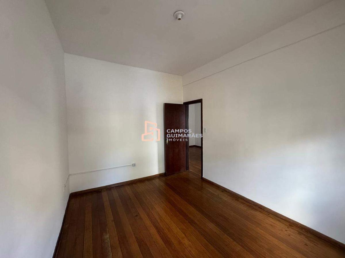 Casa, Das Industrias I (barreiro), 3 Quartos, 3 Vagas, 1 Suíte