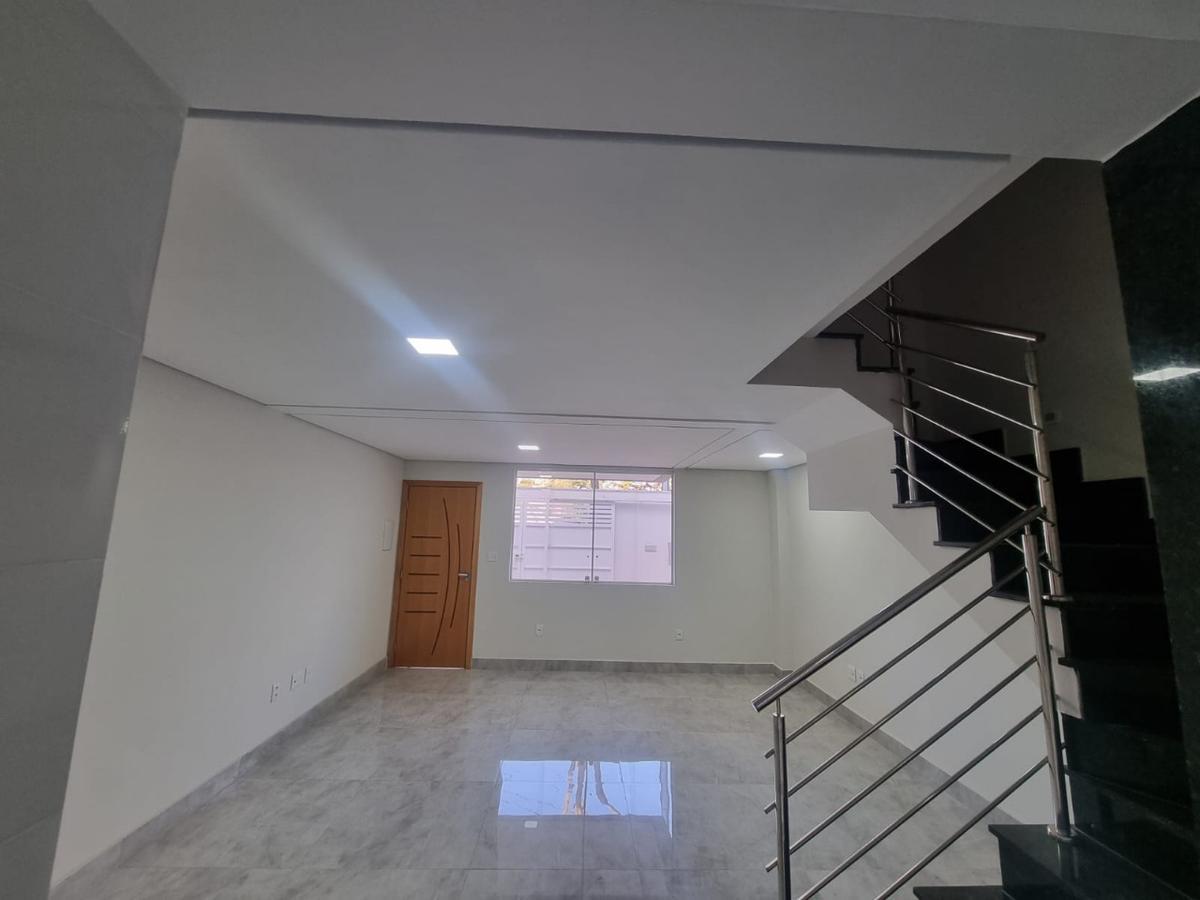 Casa, Itapoã, 3 Quartos, 2 Vagas, 1 Suíte