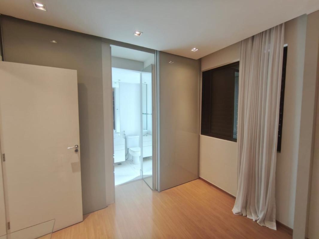 Apartamento, Coração Eucarístico, 4 Quartos, 3 Vagas, 3 Suítes