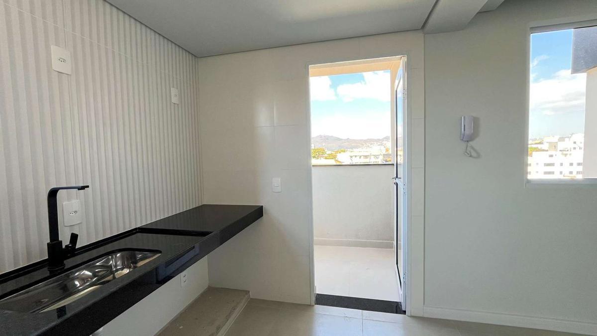 Cobertura, Santa Inês, 3 Quartos, 2 Vagas, 1 Suíte