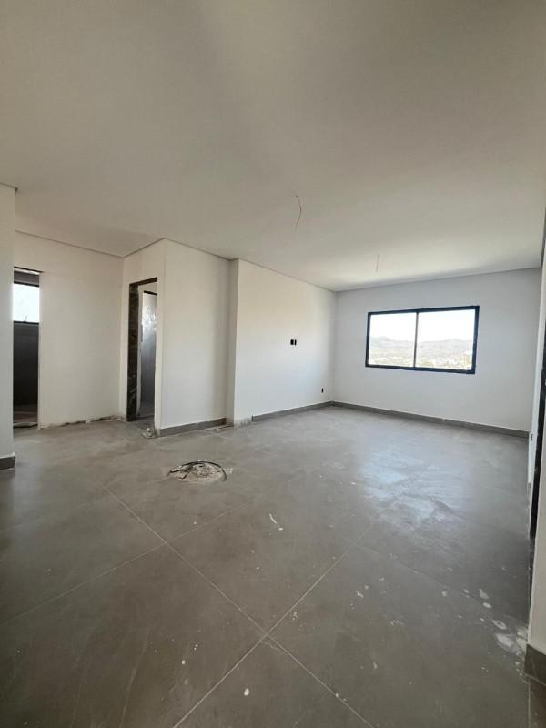 Apartamento, Barreiro, 3 Quartos, 2 Vagas, 1 Suíte