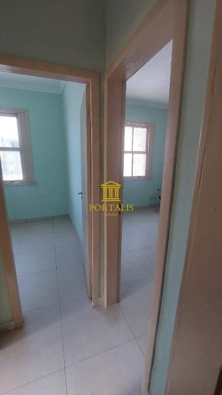 Casa, Floresta, 3 Quartos, 0 Vaga, 2 Suítes