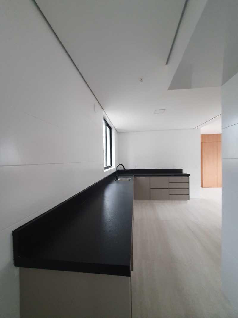 Cobertura, Prado, 4 Quartos, 2 Vagas, 1 Suíte