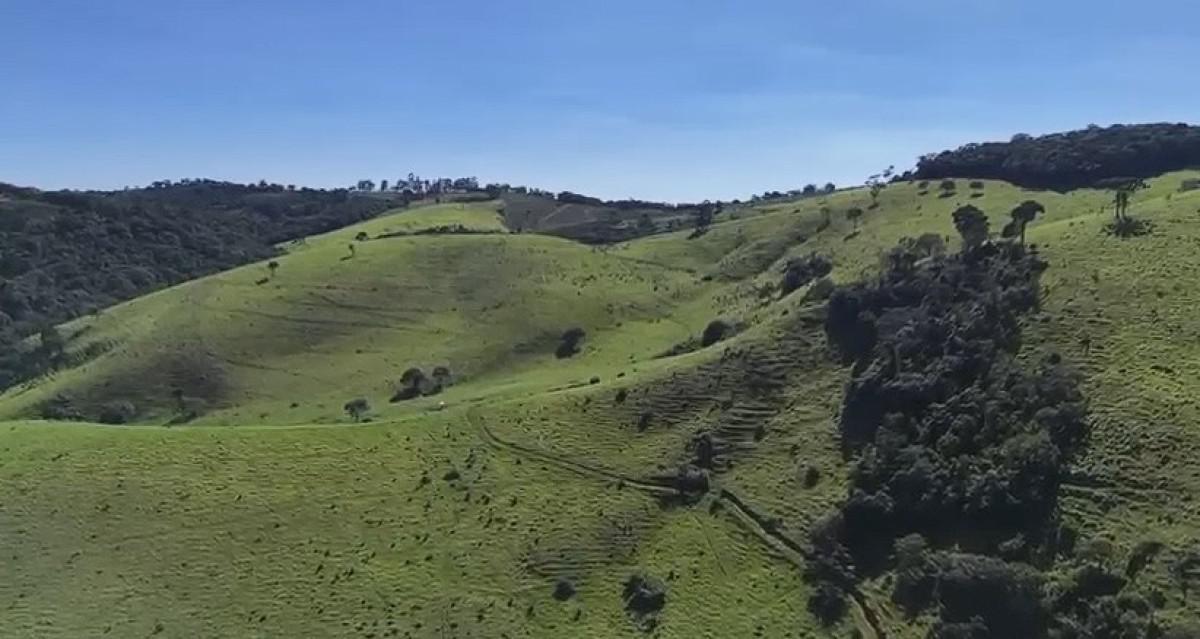 Fazenda, Zona Rural, 4 Quartos, 0 Vaga