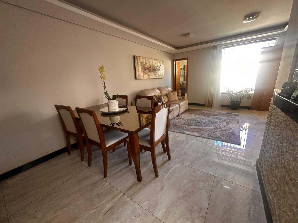 Casa, Fernão Dias, 3 Quartos, 2 Vagas, 1 Suíte