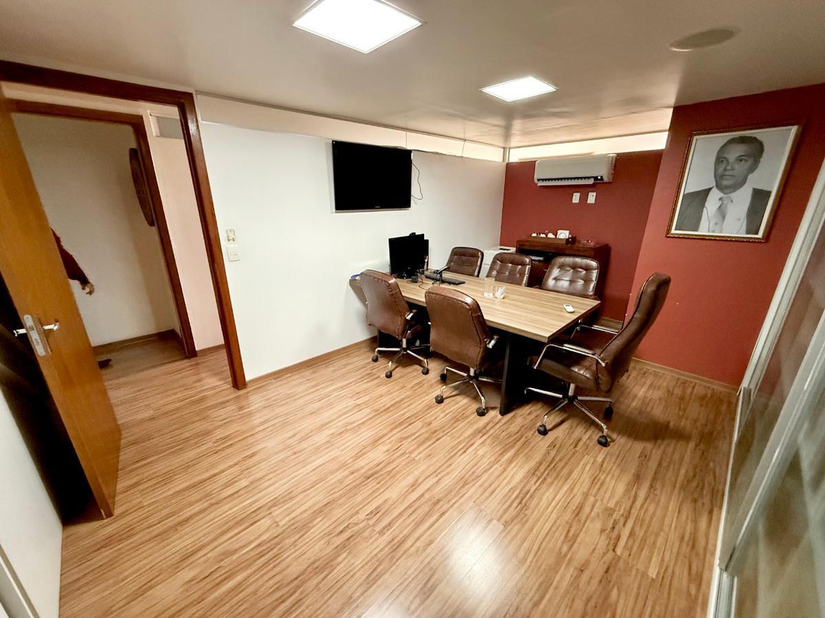 Sala, São José, 0 Quarto, 2 Vagas