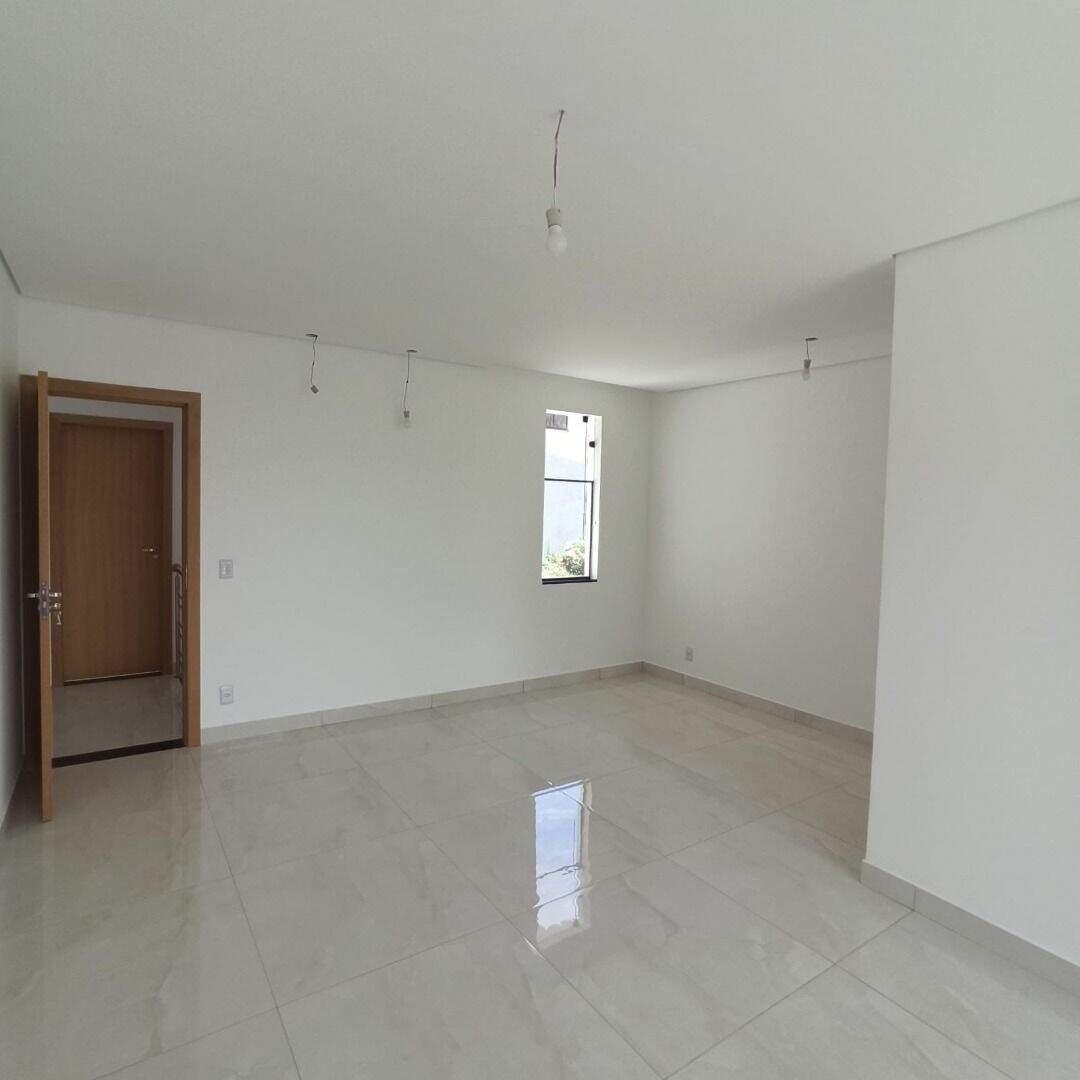 Casa, Liberdade, 3 Quartos, 2 Vagas, 2 Suítes
