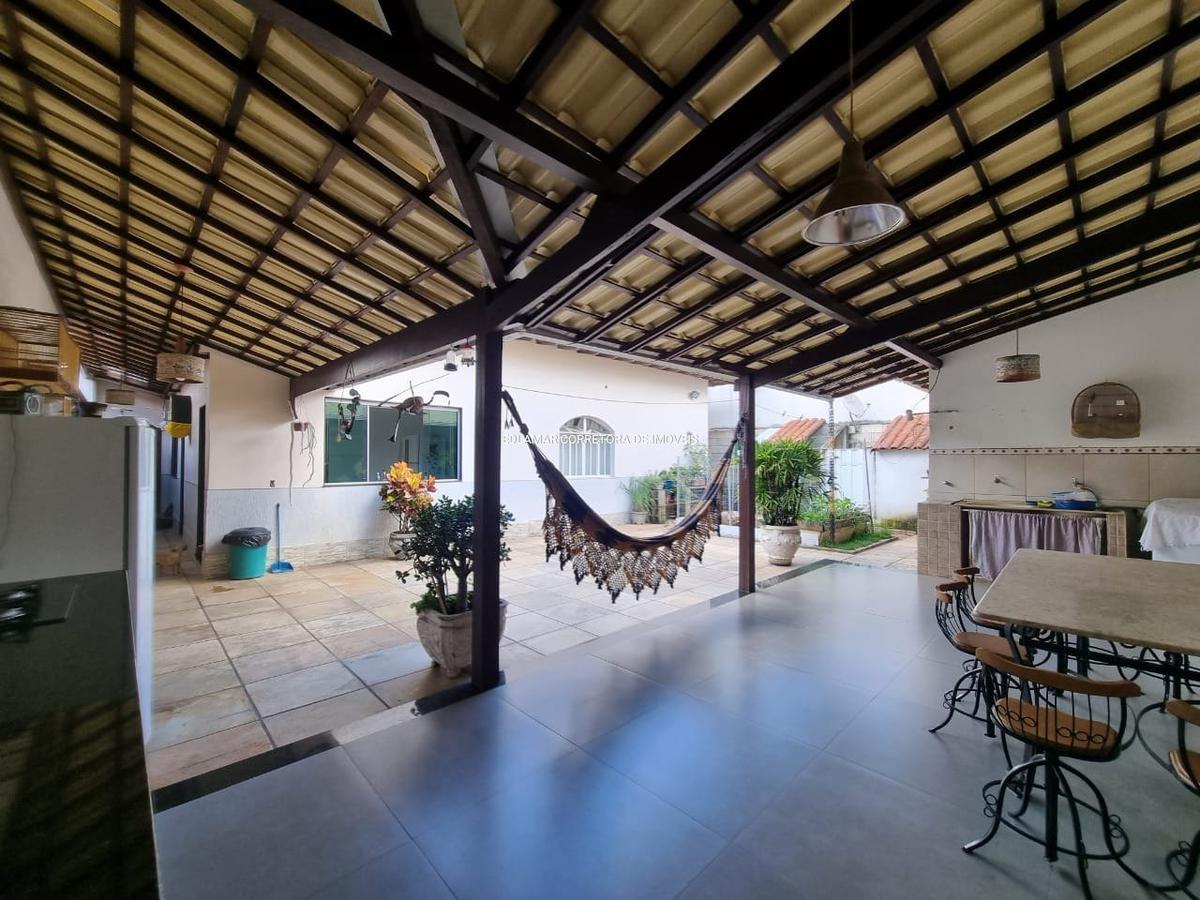 Casa, Jardim Riacho das Pedras, 4 Quartos, 4 Vagas, 1 Suíte