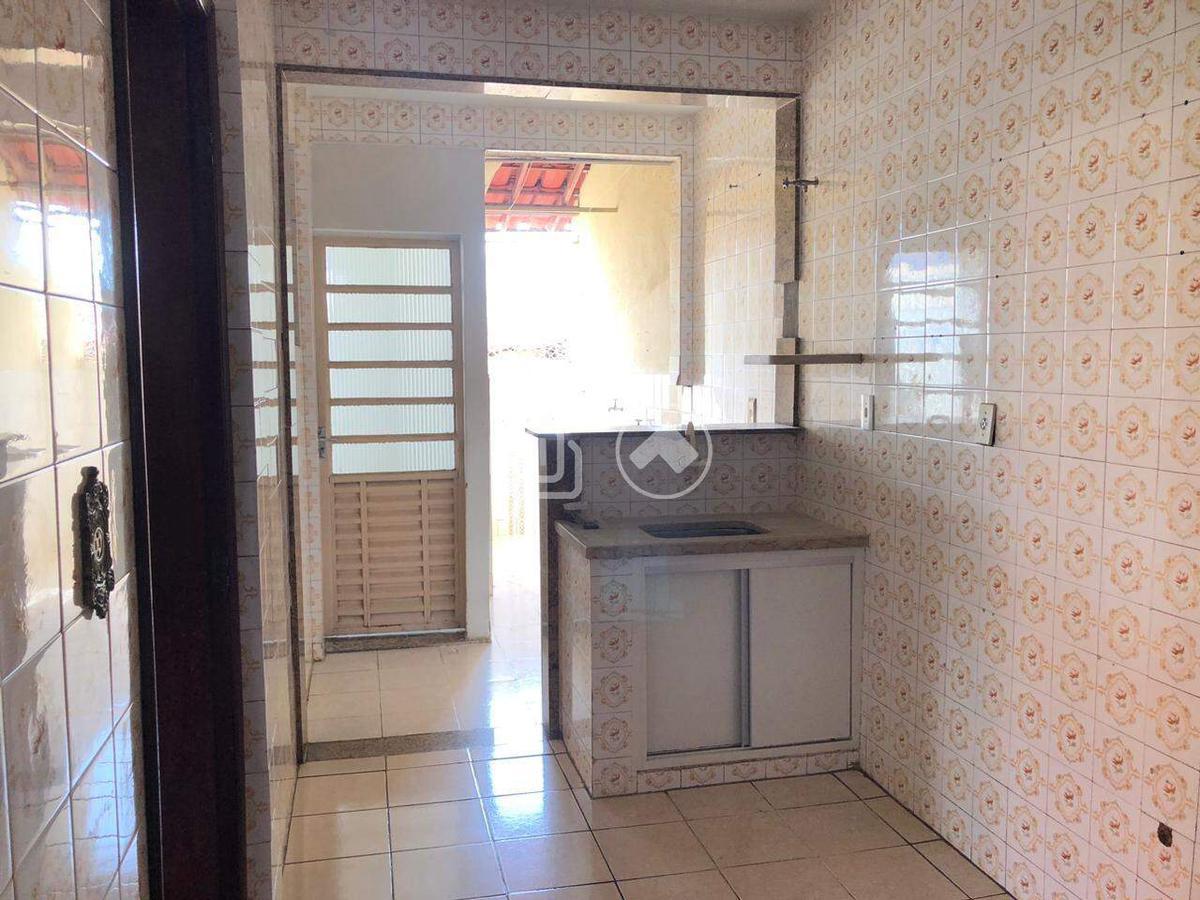 Apartamento, Sagrada Família, 2 Quartos, 1 Vaga