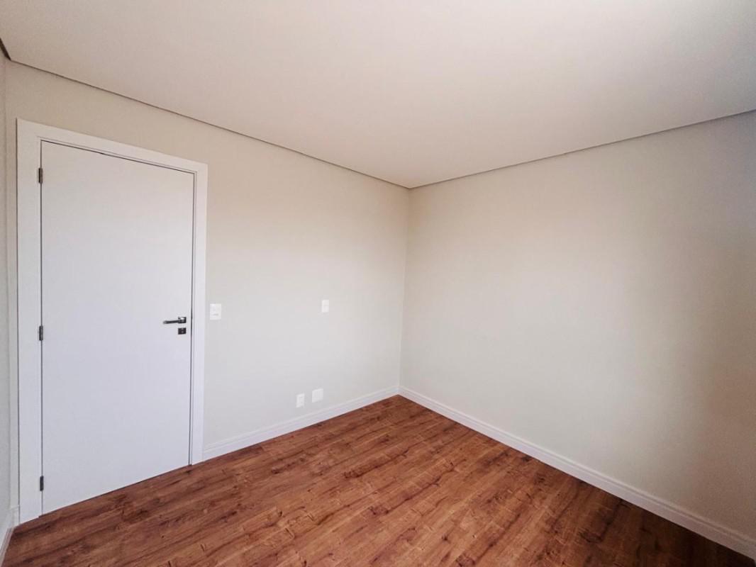 Apartamento, Sagrada Família, 1 Quarto, 1 Vaga