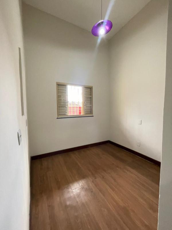 Casa, Aparecida, 3 Quartos, 0 Vaga, 2 Suítes