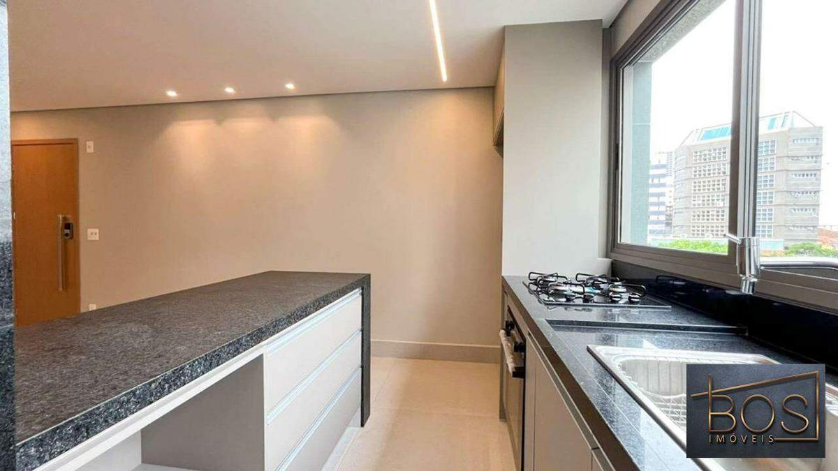 Apartamento, Funcionários, 2 Quartos, 2 Vagas, 1 Suíte