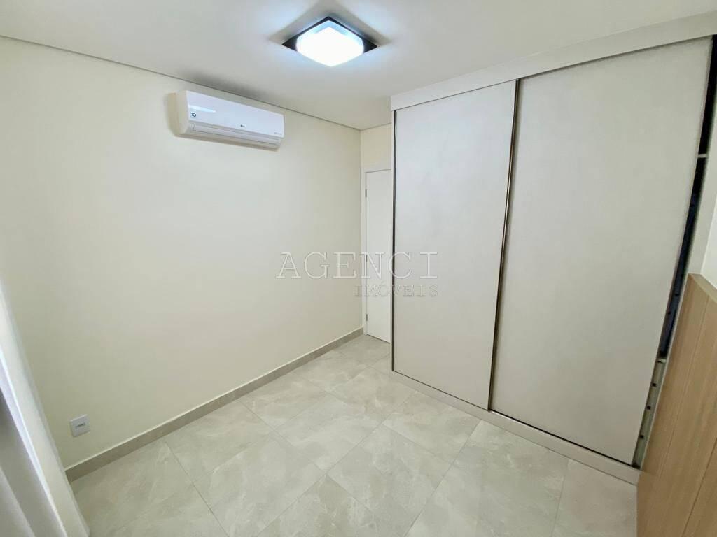 Apartamento, Cabral, 4 Quartos, 0 Vaga, 2 Suítes