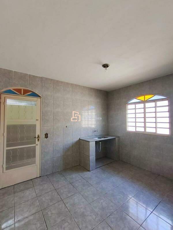 Casa, Santa Cecília Vale do Jatobá (barreiro), 2 Quartos, 1 Vaga