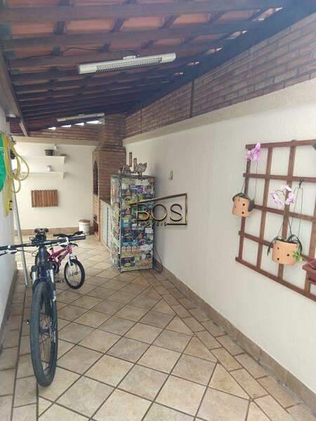 Apartamento, Sagrada Família, 3 Quartos, 2 Vagas, 1 Suíte