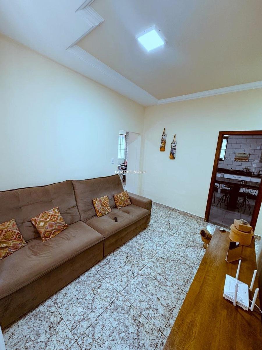 Casa, Jardim Riacho das Pedras, 3 Quartos, 4 Vagas, 1 Suíte