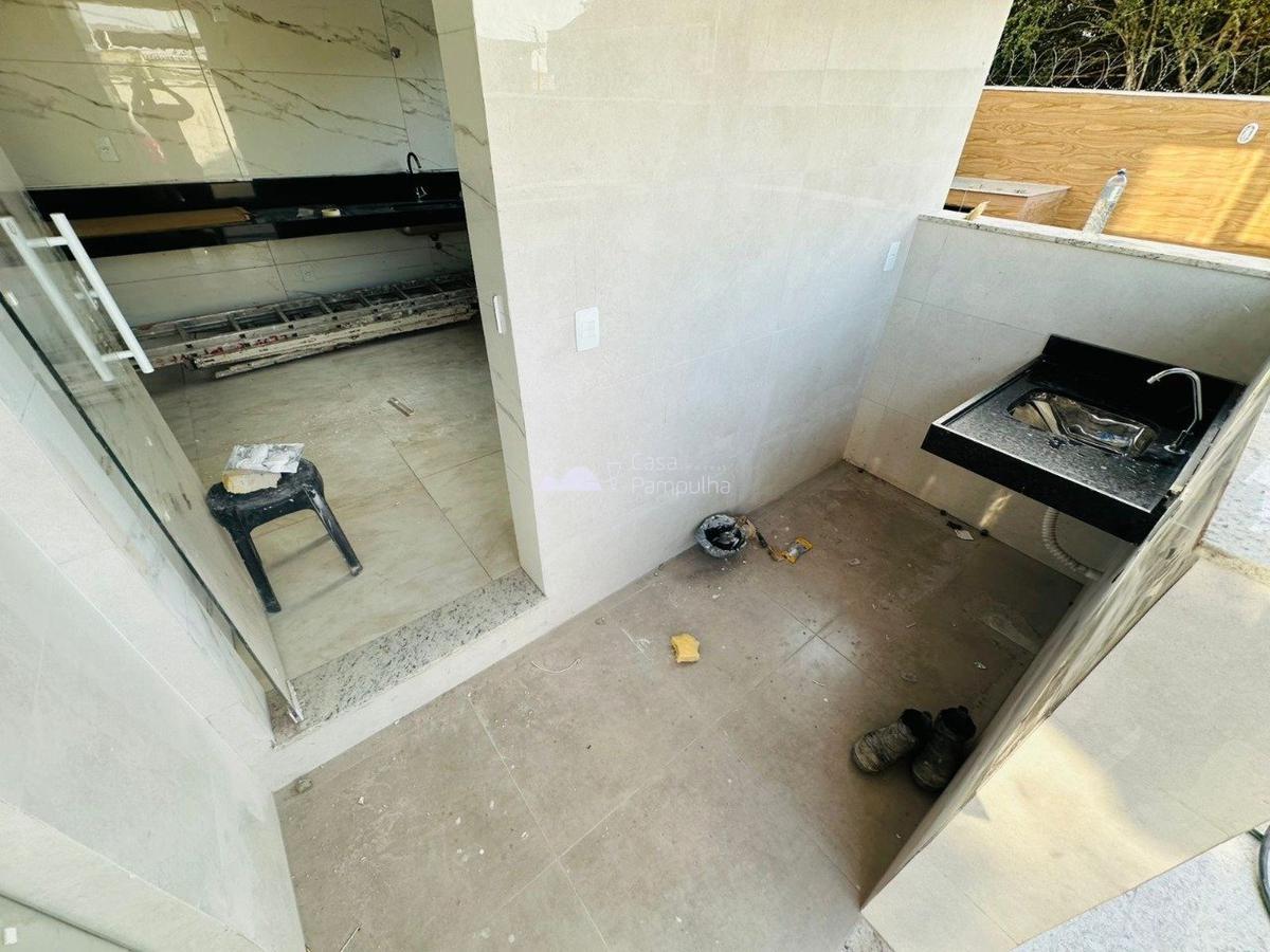 Casa, Planalto, 7 Quartos, 6 Vagas, 2 Suítes