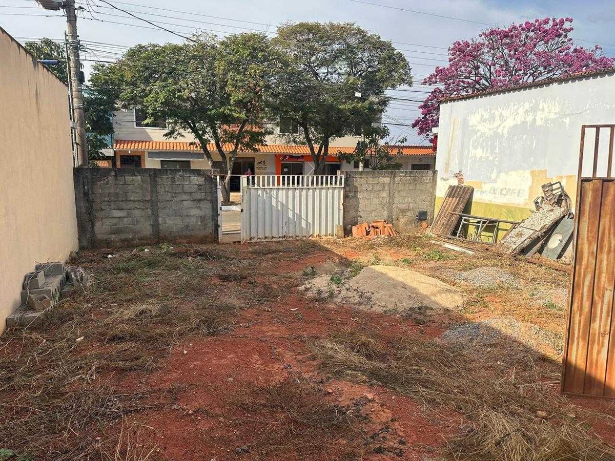 Lote, Centro, 0 Quarto, 0 Vaga