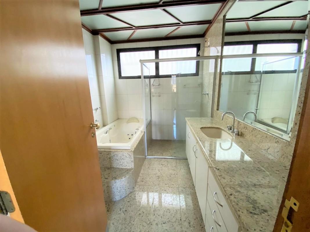 Apartamento, Sagrada Família, 4 Quartos, 2 Vagas, 1 Suíte