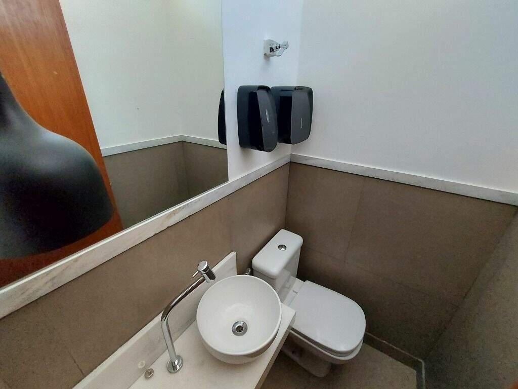 Sala, Estoril, 3 Vagas