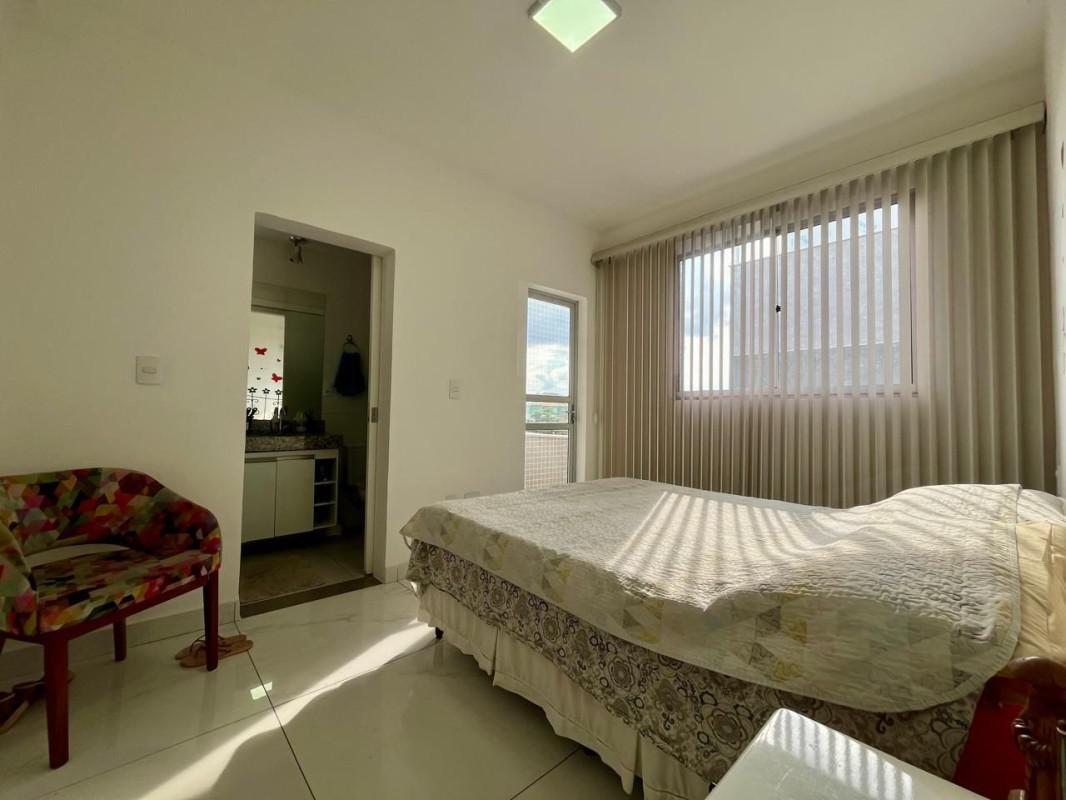 Cobertura, Cabral, 2 Quartos, 2 Vagas, 1 Suíte