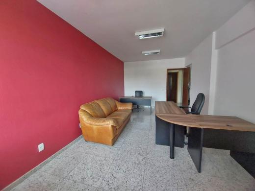 Sala, Barro Preto, 0 Quarto, 0 Vaga