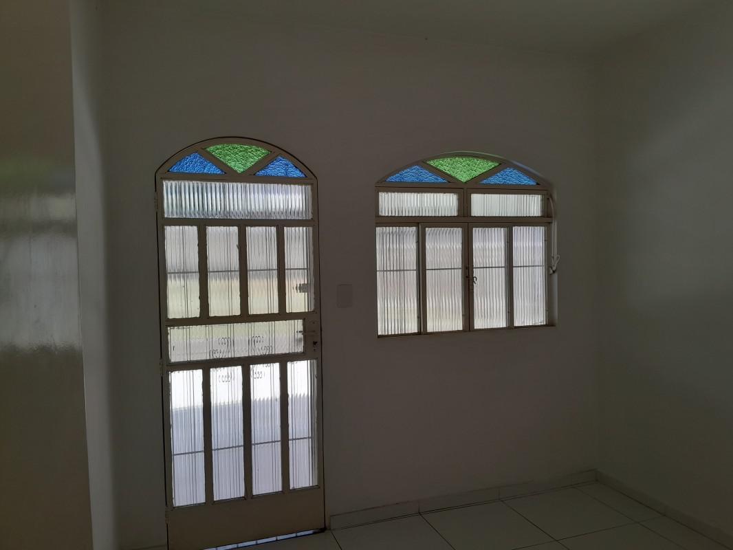 Casa Comercial, Floramar, 2 Quartos, 10 Vagas