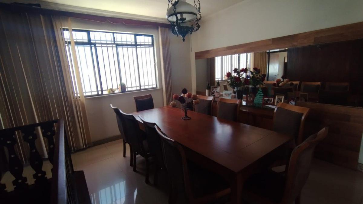 Casa, Cidade Nova, 4 Quartos, 4 Vagas, 1 Suíte