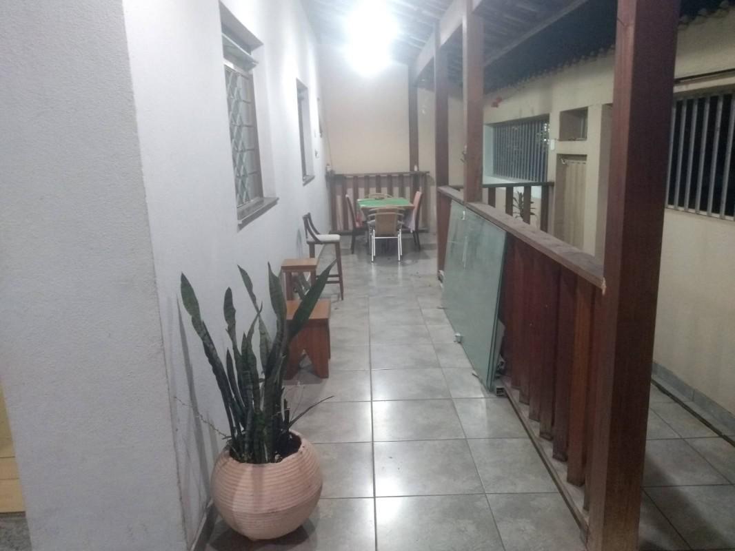 Casa, Santa Terezinha, 5 Quartos, 3 Vagas, 1 Suíte