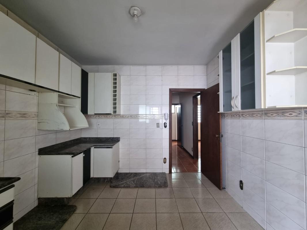 Cobertura, Jardim Riacho das Pedras, 4 Quartos, 2 Vagas, 1 Suíte