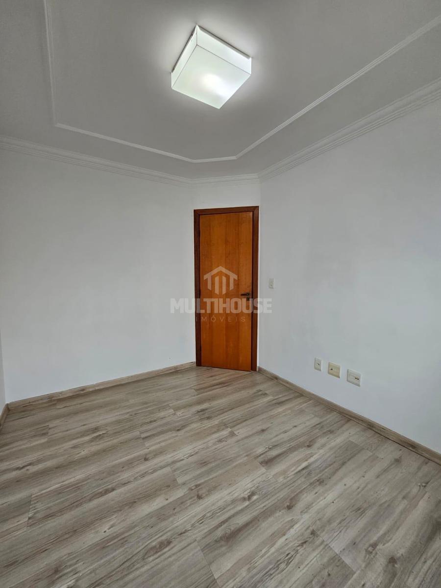 Apartamento, Jaraguá, 3 Quartos, 3 Vagas