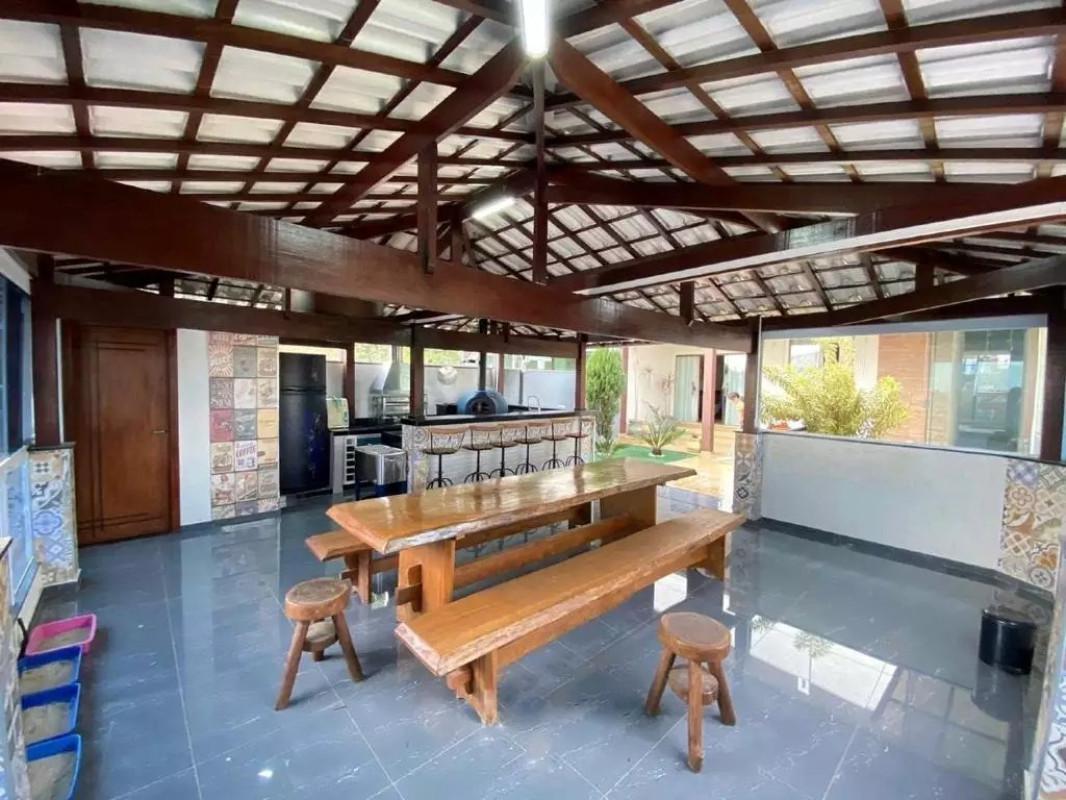 Casa, Teixeira Dias (barreiro), 3 Quartos, 3 Vagas, 1 Suíte