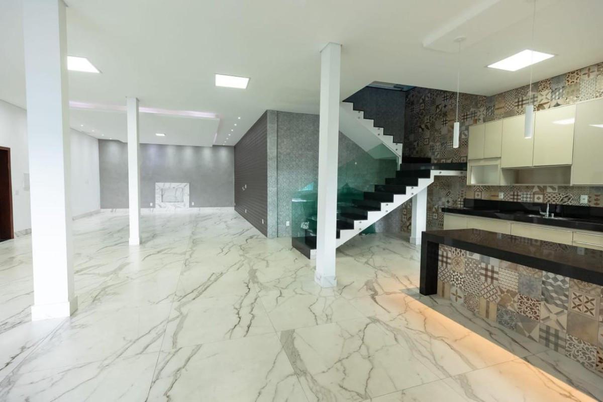 Casa, Icaivera, 4 Quartos, 2 Vagas, 1 Suíte