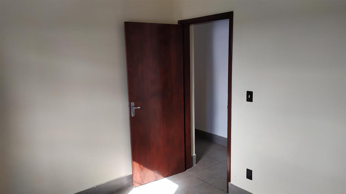 Casa, Jardim Sion, 3 Quartos, 30 Vagas, 1 Suíte