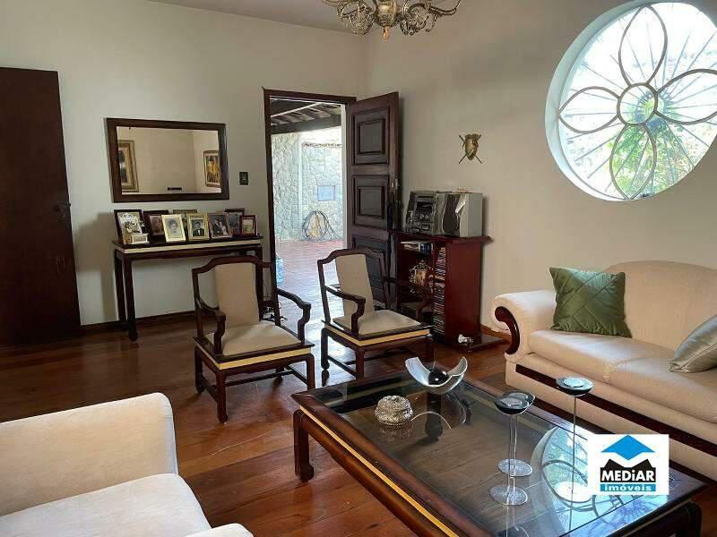 Casa, Cidade Nova, 4 Quartos, 2 Vagas, 1 Suíte