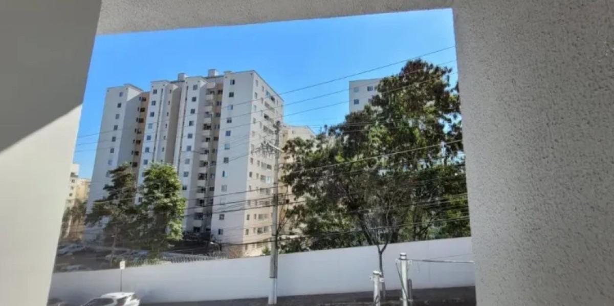 Casa, Planalto, 2 Quartos, 1 Vaga, 1 Suíte