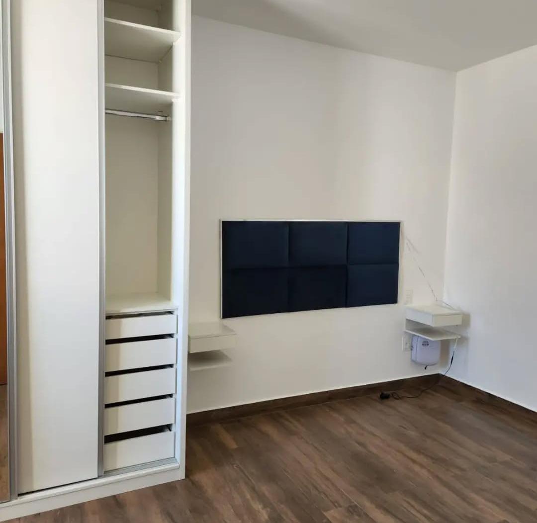 Casa, Centro, 3 Quartos, 2 Vagas, 1 Suíte
