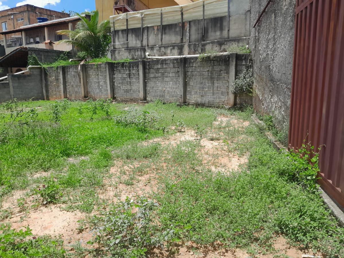 Prédio, Floramar, 0 Quarto, 0 Vaga